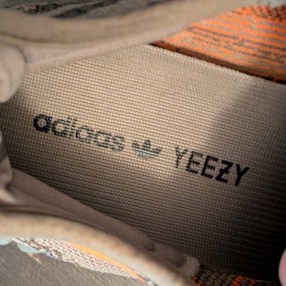 ⬇️PD⬇️ADIDAS YEEZY Boost 350 V2 Beluga 2.0 - Picture 10 of 10